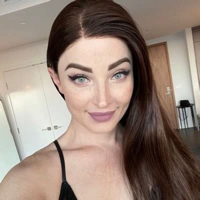 Natalie Mars Bio/Wiki, Age, Net Worth, Weight, Photos, Height ...