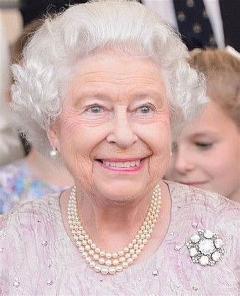 Rainha Elizabeth II on Instagram: “Her Majesty the Queen Elizabeth II ...