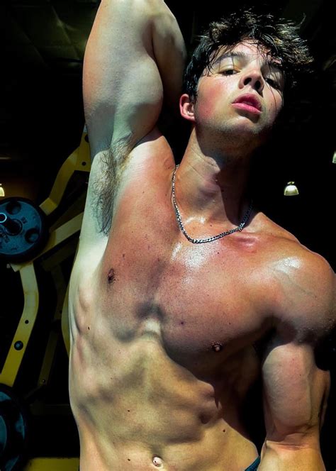 Hot Rainbow Guys — Miles Martin, 19, 🇺🇸