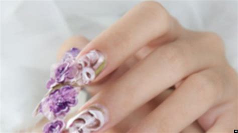 Vietnamese-American Nail Industry Hangs in the Balance