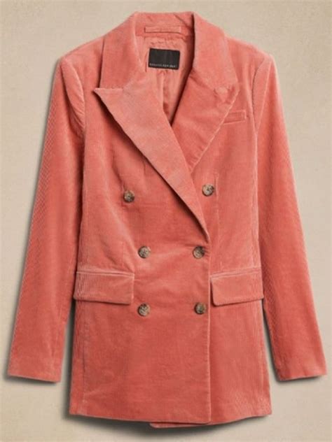 Buy Big Sky Season 3 Jamie-Lynn Sigler Pink Blazer | Upto 40% OFF