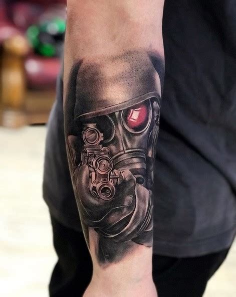Tattoo • Значение тату: Сталкер