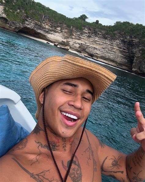 Anthony Sirius (@anthony.sirius) • Instagram photos and videos