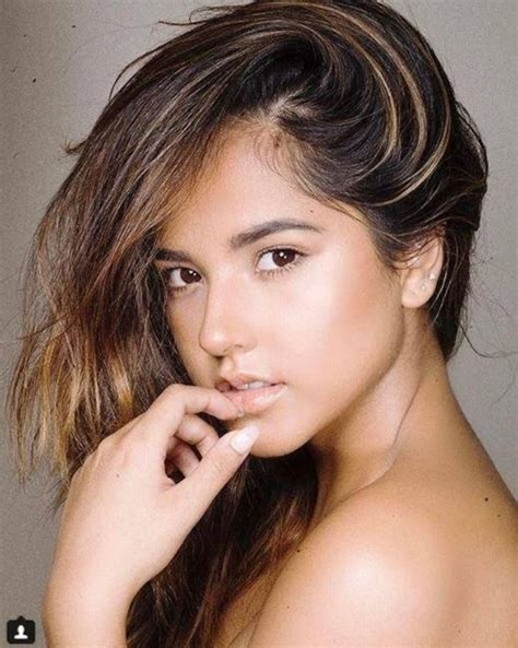 FOTOS: ¡Irreconocible! Así luce Becky G sin maquillaje