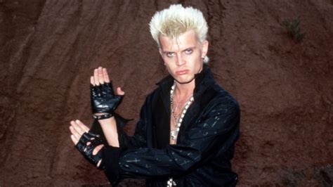 billy idol el rebelde del punk rock  sigue vigente  los  anos