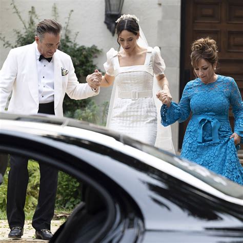 Download Father Of The Bride Gorgeous Sofia Wallpaper | Wallpapers.com