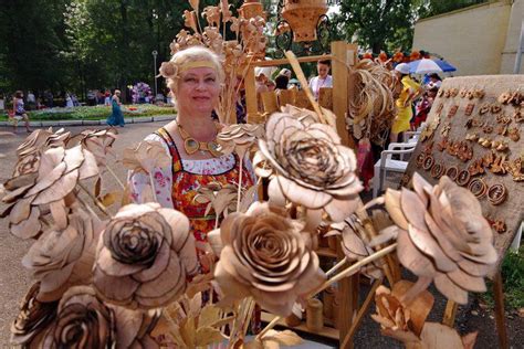 Как сделать розу из бересты