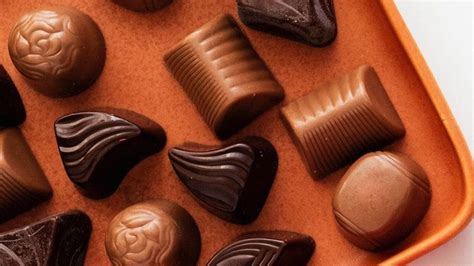 ideas   special chocolate gift box     year