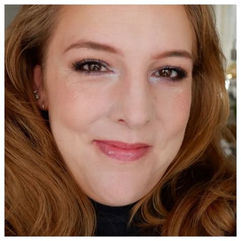 FLOATING IN DREAMS - Reviews . Makeup . Fashion . everyday beauty made ...