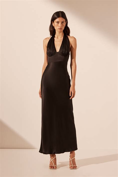 hairstyles for halter dresses 3