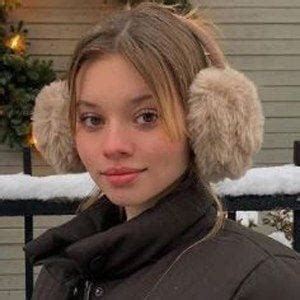 Matia Jackett - Age, Family, Bio | Famous Birthdays