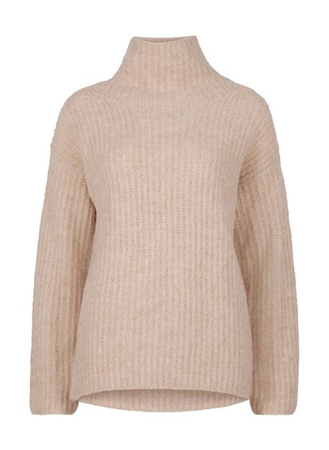 Quiet Luxury | Newcastle Weekly