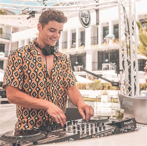 breakout dj kc lights interview myplayground