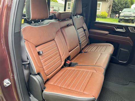 2024 Denali Ultimate Interior - Pearl Beverlie