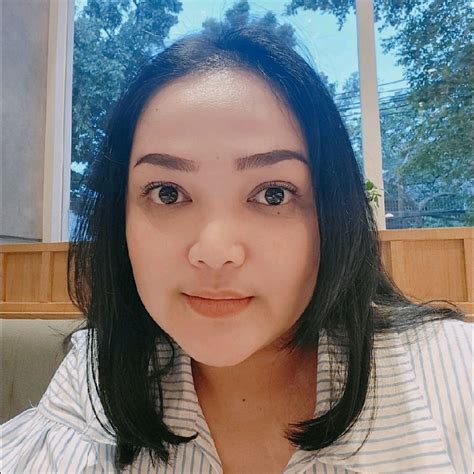 Memi Meisalina - Talent Acquisition Specialist - KB Valbury Sekuritas ...