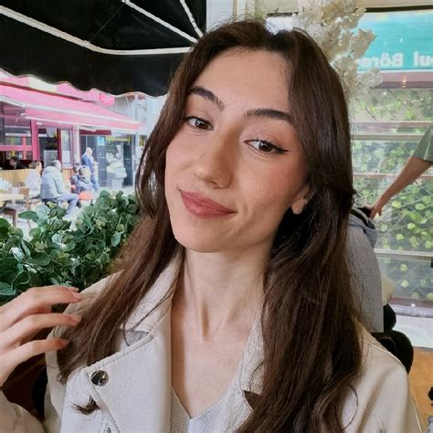 Selinay Fidan - Graphic Design Intern - Yalova University | LinkedIn