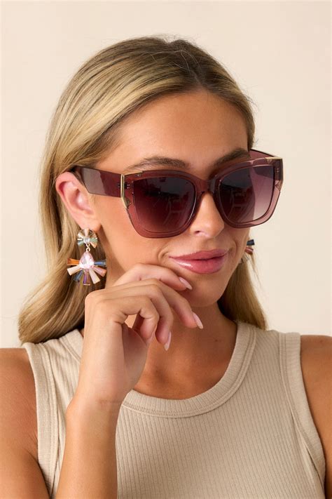 Trendy Sunglasses & Aviators for Women | Red Dress