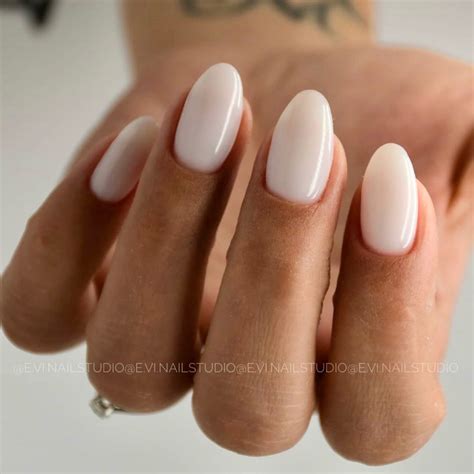 Unghie Bianco Latte Con La Fiber Builder Base La Femme®, 59% OFF