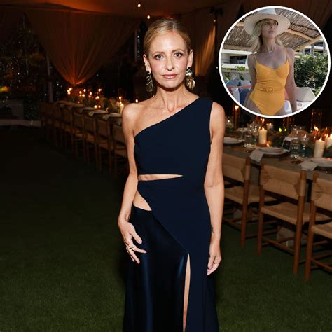 Sarah Michelle Gellar Tits