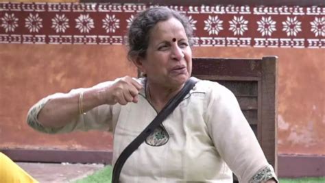 Bigg Boss Marathi: LOL! Evicted Contestant Usha Nadkarni Aka Aau Wants ...