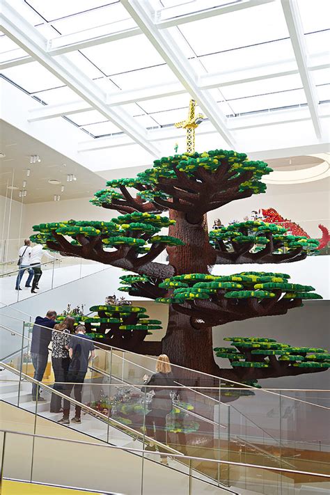 Дом LEGO: где находится и что посмотреть рядом