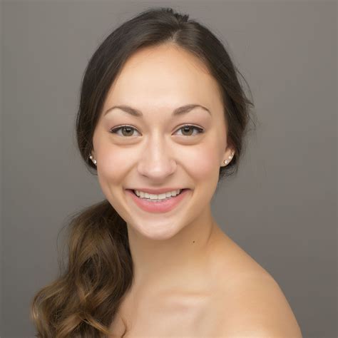 Ellen Wolff Photographer:Headshot for a Professional Dancer - Ellen