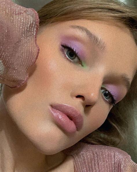 Pin by Kristi_linee on Макияж для детей | Rave makeup, Photoshoot ...