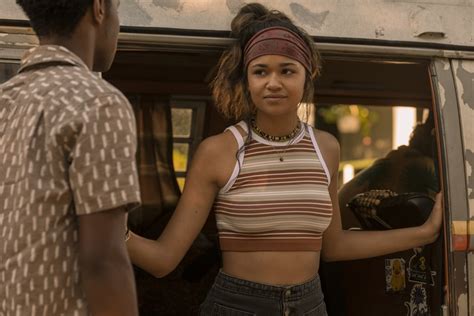 Kiara's Style in OBX Season 2 | See the Outer Banks Cast in Their ...