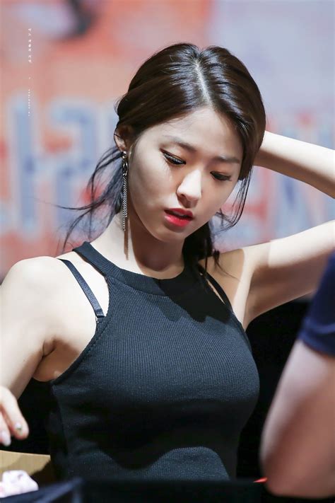 Asian Girl Armpit Hair - 125 Best Haircuts For in 2020 - Hairstyles Today