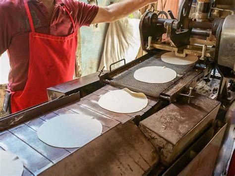 ¿Cómo funciona la máquina tortilladora? – Componentes y proceso - TIA