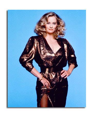 (SS221780) Movie picture of Cybill Shepherd buy celebrity photos and