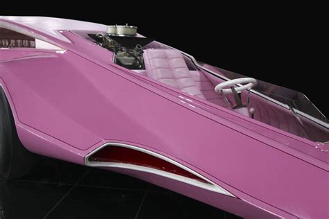 El coche de la Pantera Rosa, como nunca lo habías visto: restaurado y ...