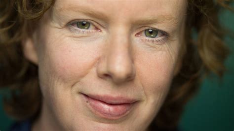 Neurologist Suzanne O'Sullivan on Psychosomatic Illnesses and How the ...