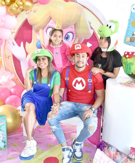 ¡Sophia es la princesa “Peach”!