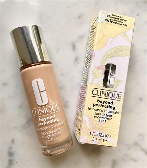 Dzinnin ajatuksia: Clinique Beyond Perfecting foundation + concealer