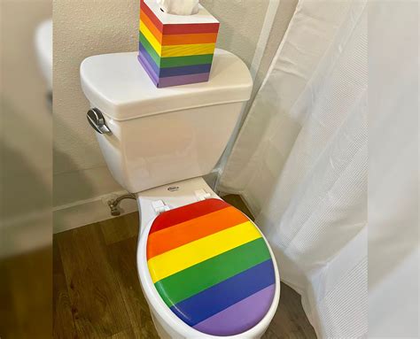 Rainbow Hand Painted Toilet Seat Set Kids Bathroom Decor | Etsy