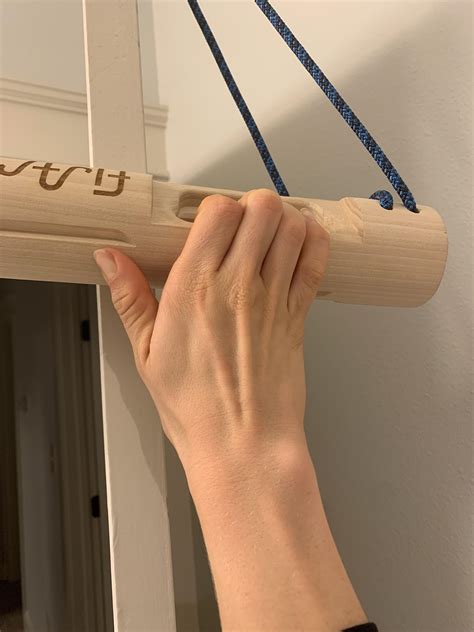 Why does my wrist want to shift when I go to crimp? Are there