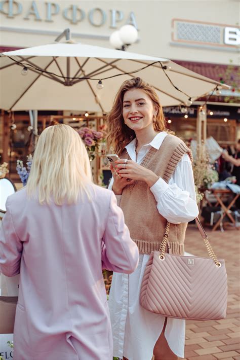 В Novaya Riga Outlet Village пройдет весенний ресейл-маркет | BURO.