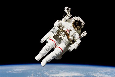 Fancy a career change? NASA’s hiring astronauts!