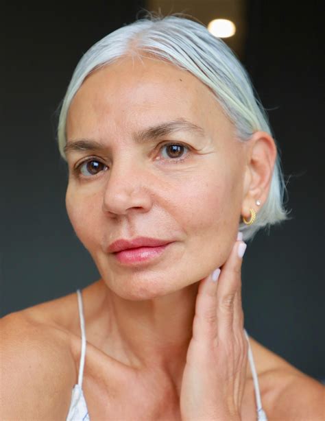 The 10 Best Powder Foundations for Mature Skin, Hands Down | Who What Wear