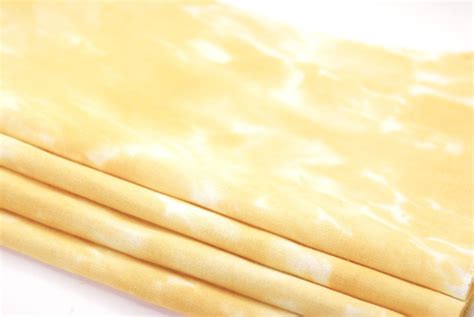 Равномерка ручного окрашивания желтая с разводами , 37*40 см, 30 ct ...