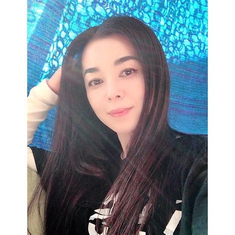 instagramblue  mireiasaoka
