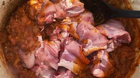 Authentic Indian Chicken Curry Recipe: Easy Cooking Direction - Chicken