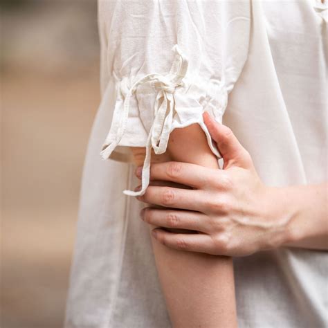 Mittelalter Bluse Kurzarm Vera Beige | Elbenwald