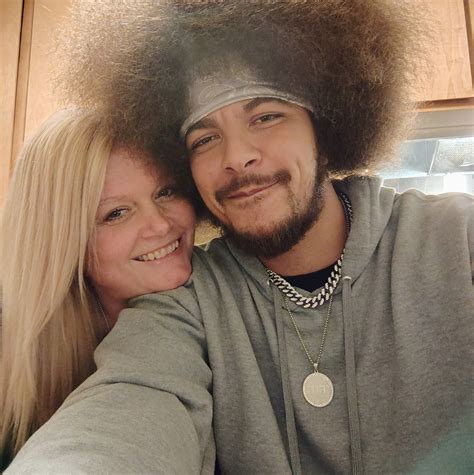 Amanda Hunter - Amanda Hunter added a new photo.