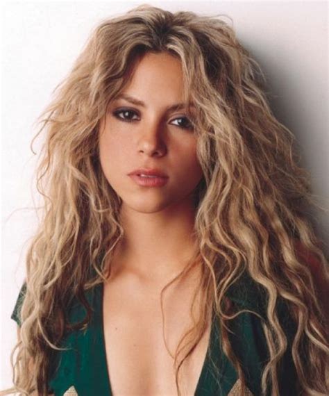 Shakira: Macht sich nackig! | BRAVO