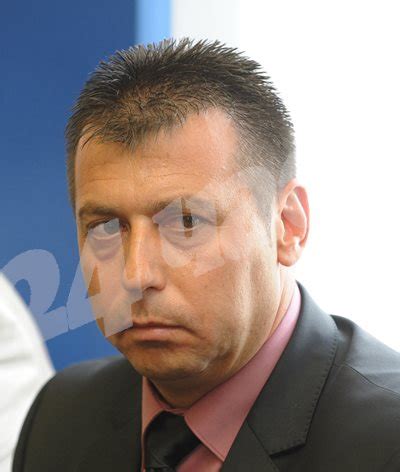Бившият кмет на Трън оправдан, защото блъснал случайно детето