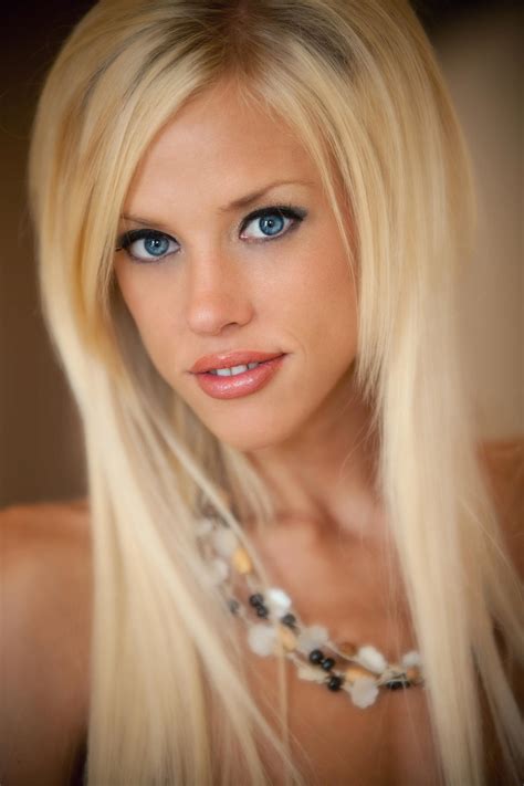 Courtney by Lphoto1 on DeviantArt