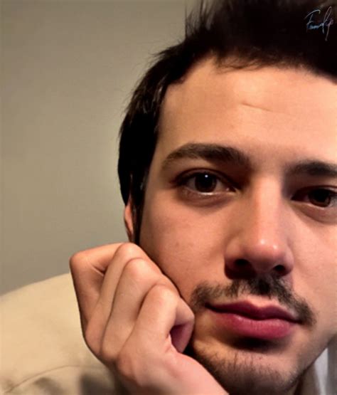 Wendy Estrada adlı kullanıcının Mert Yazicioğlu panosundaki Pin