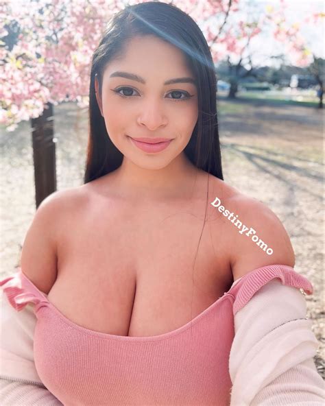 Destiny Fomo | I got to experience the cherry blossoms 🌸 with the best